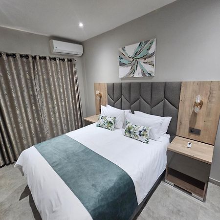 Casa De Luxe Hotel Ballito Bagian luar foto
